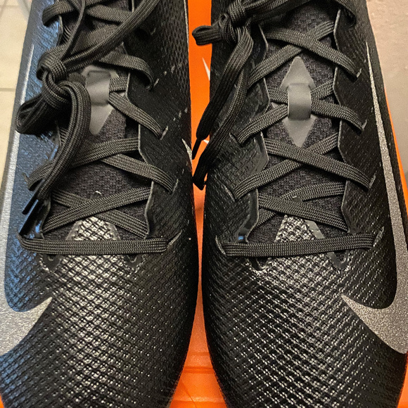 untouchable 3 pro cleats